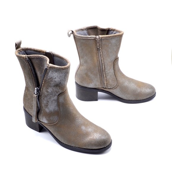 clarks nevella devon